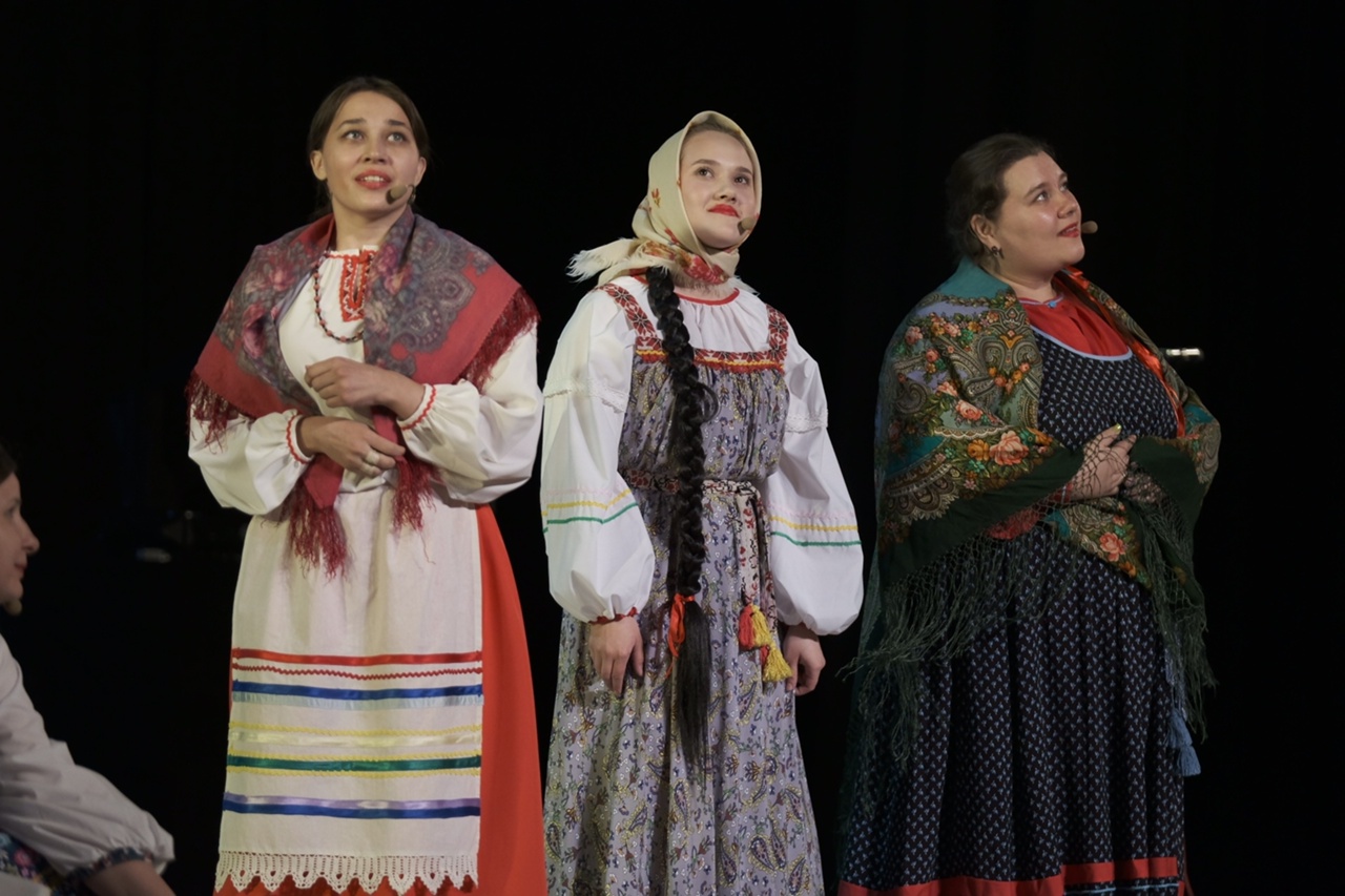 ДЕТСКИЙ ФОЛЬКЛОРНЫЙ ТЕАТР «МОРОШКА» В ЧЕРКАСОВКЕ
