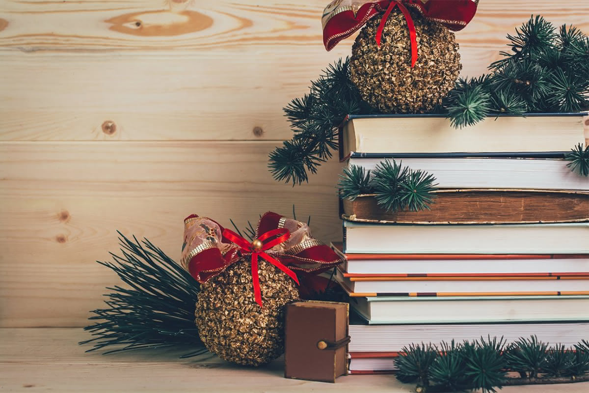 ВЫСТАВКА-НАСТРОЕНИЕ «КНИЖНЫЙ НОВЫЙ ГОД»